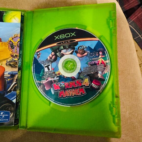 XBOX WORMS 4 MAYHEM 2005 Video Game includes Case & Manual - Picture 3 of 4